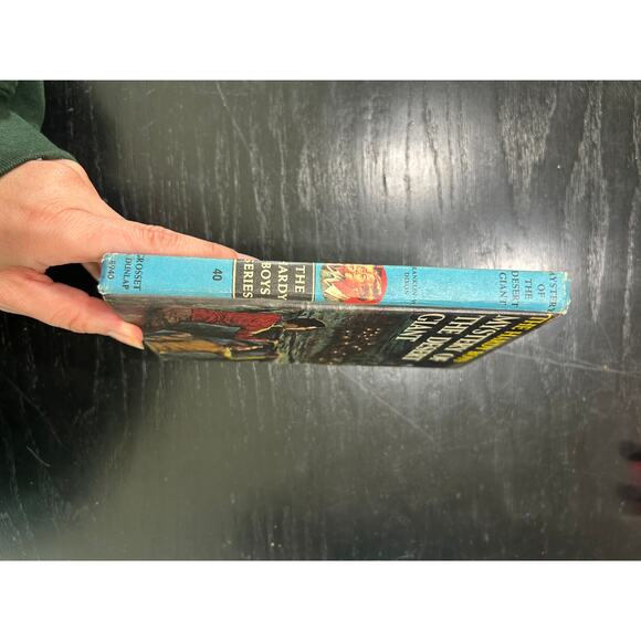 The Hardy Boys- Franklin W. Dixon Mystery of the Desert Giant- 8940 1961 - Picture 3 of 6